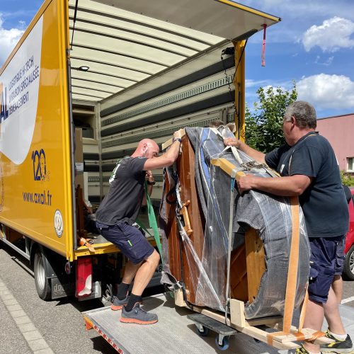 Transport sécurisé de piano par AXAL en Alsace