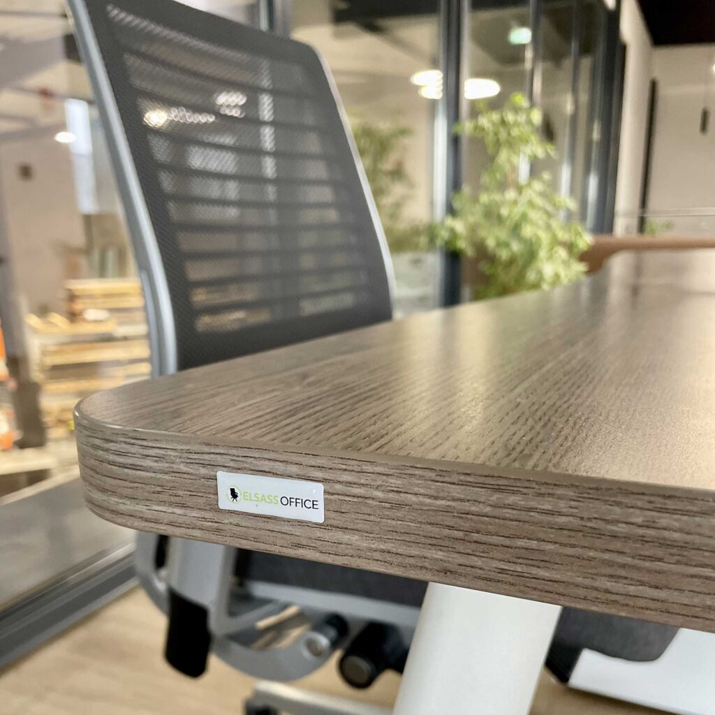 Mobilier de bureau Elsass Office, solution durable, conforme à la loi AGEC