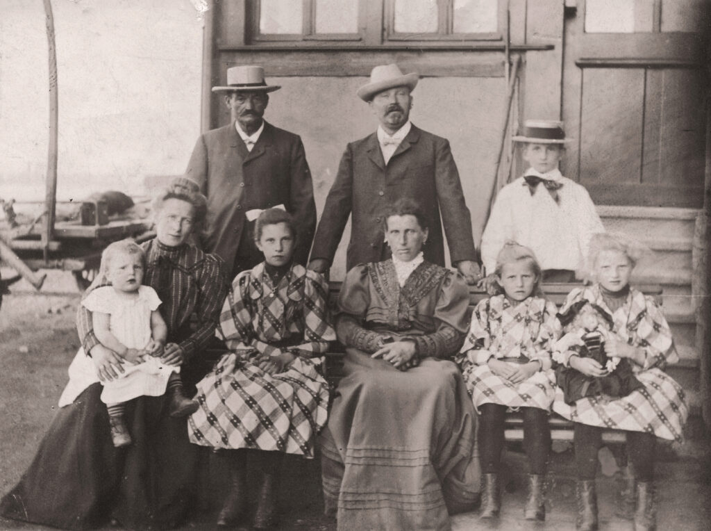 Image d'archive : portrait de famille datant du début 20e